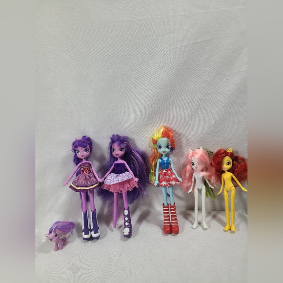 My Little Pony Equestria Girls Lot Plus Pony - Picture 1 of 3